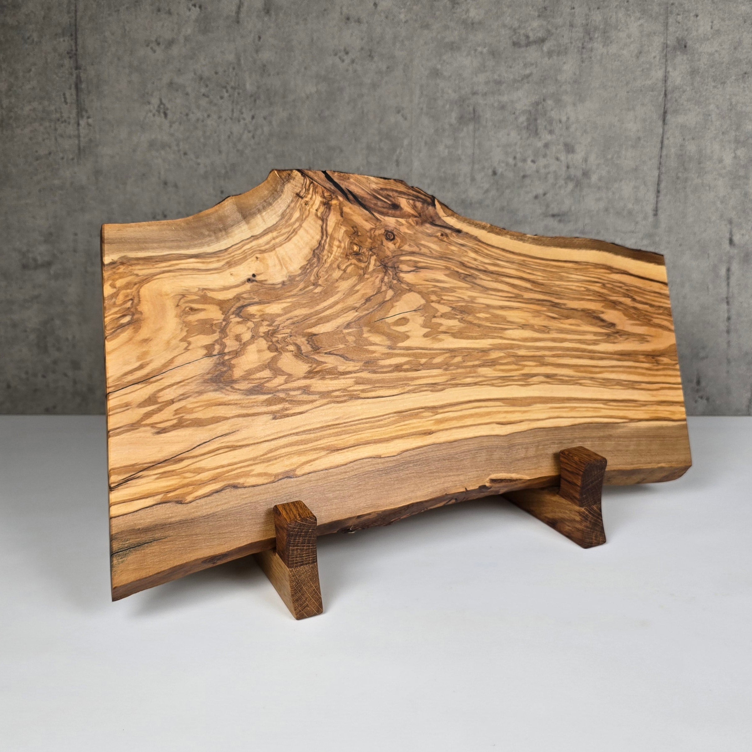 Schneidebrettständer-Display aus Eiche, Naturzeugs, Eichenholz, Olivenholz, Schneidebrett