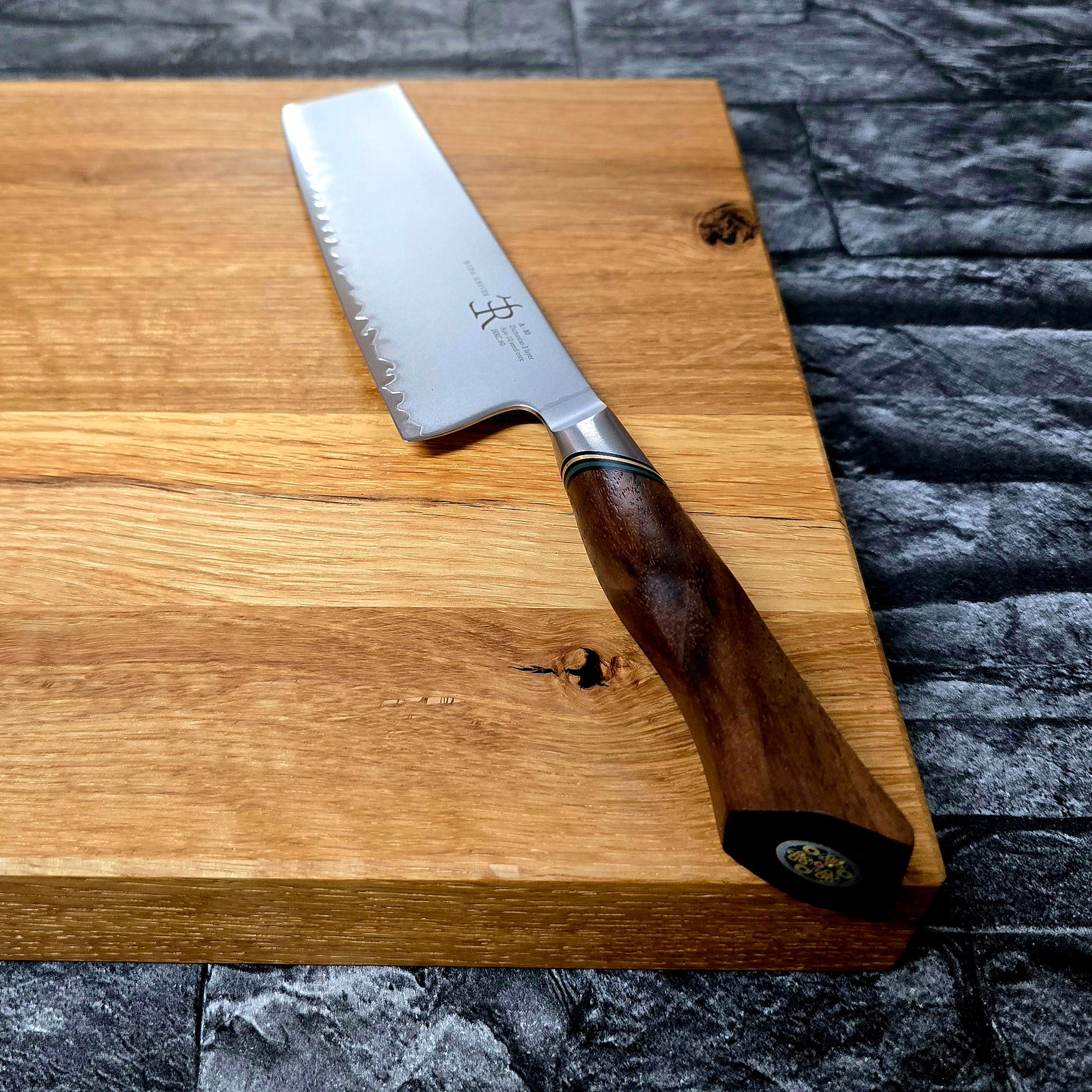 Nakiri Messer der A-30 Serie | Küchenmesser von Ryda Knives, Naturzeugs, Schneidebrett, Eichenholz