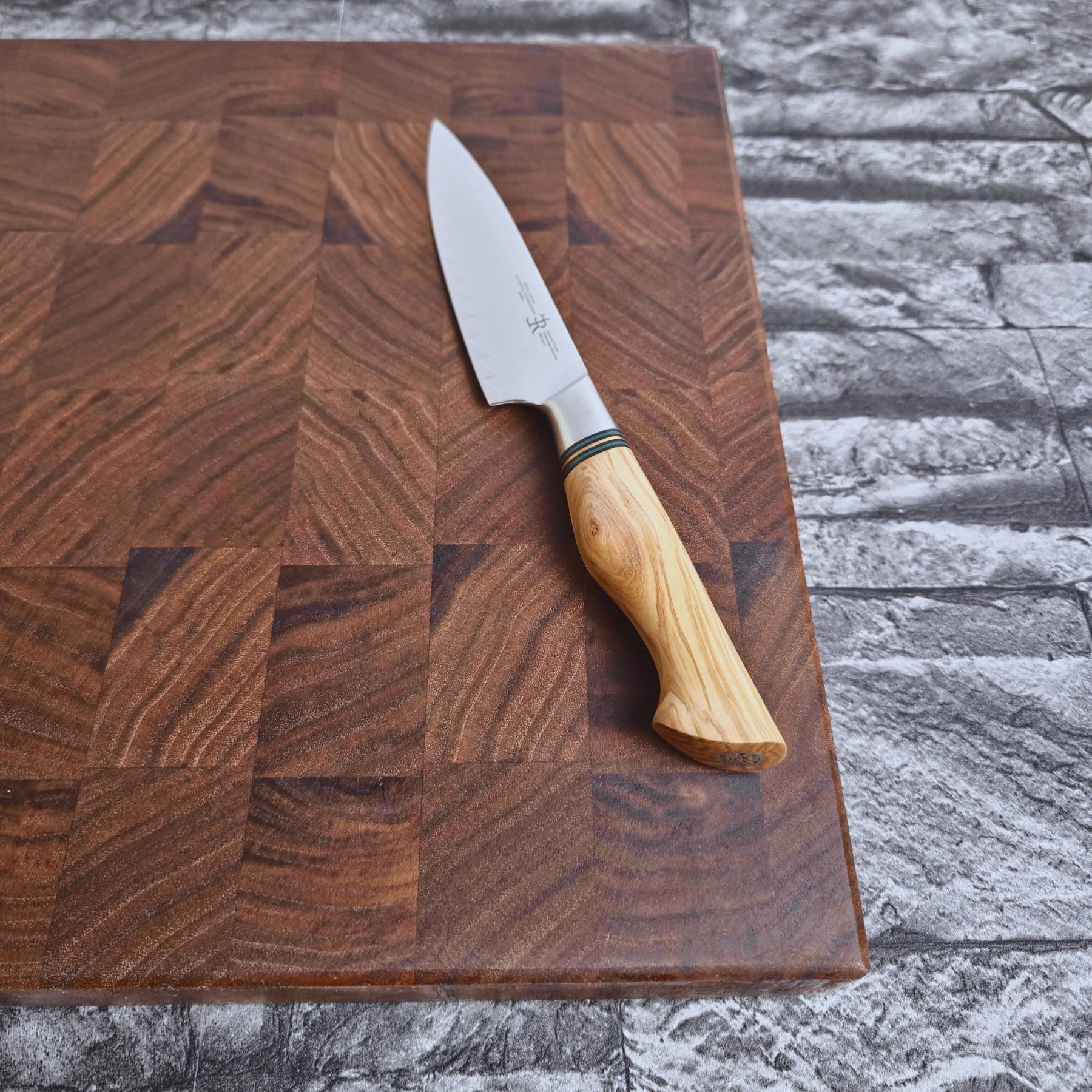 Küchenmesser der ST650 Serie "Luxury-Set" von Ryda Knives | 3 teiliges Messerset, Chefmesser, Brotmesser, Allzweckmesser, Damast, Naturzeugs, Schneidebrett