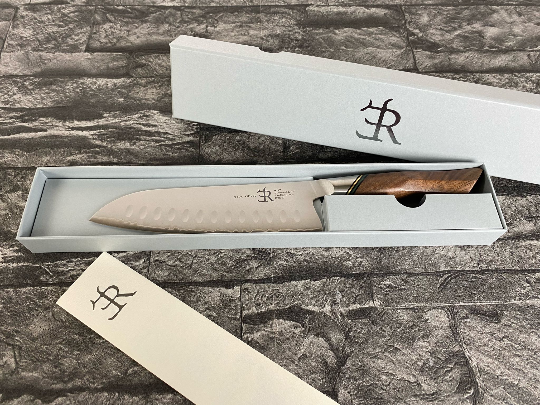 Santoku Messer der A-30 Serie | Küchenmesser von Ryda Knives