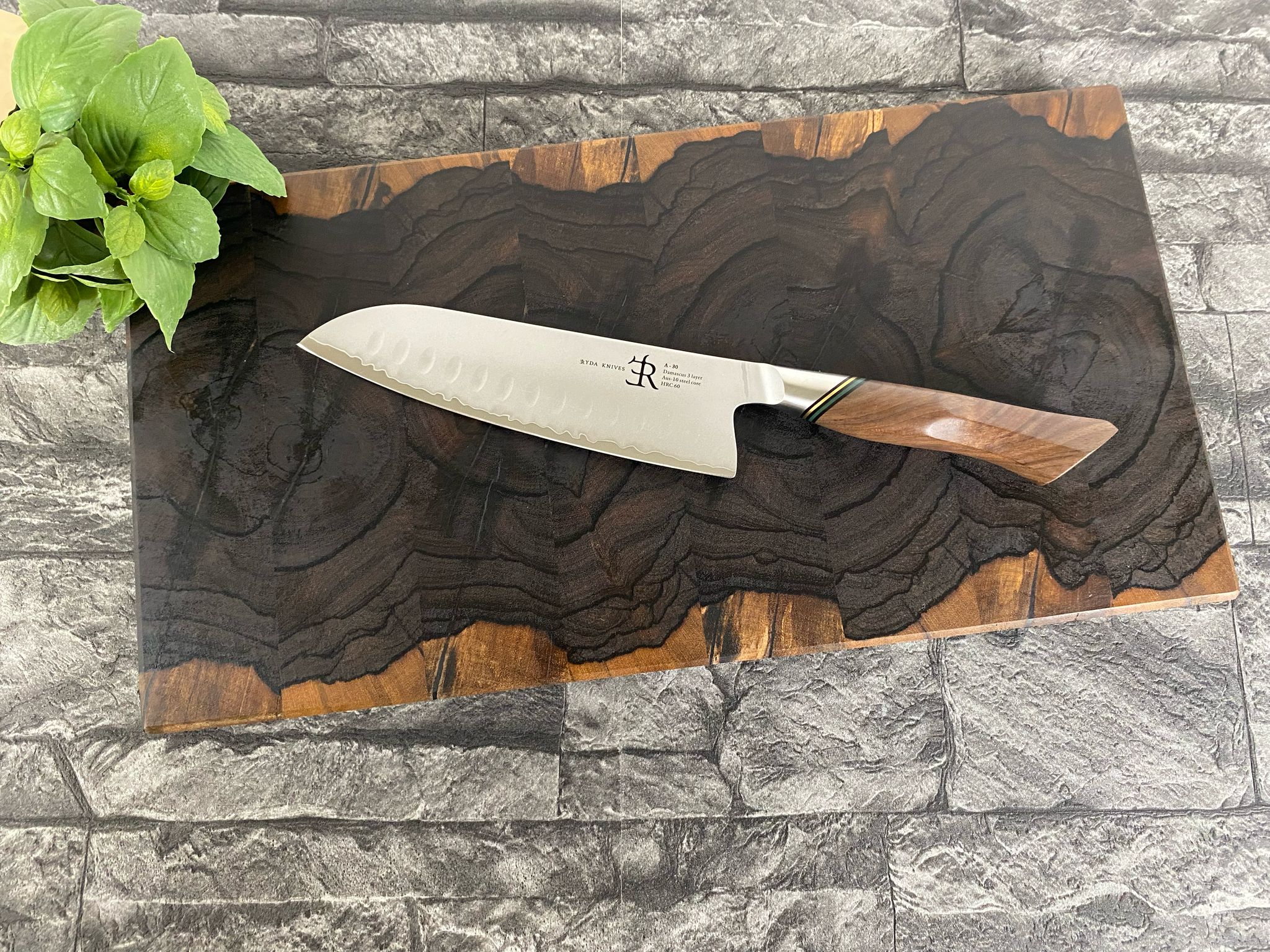 Santoku Messer der A-30 Serie | Küchenmesser von Ryda Knives