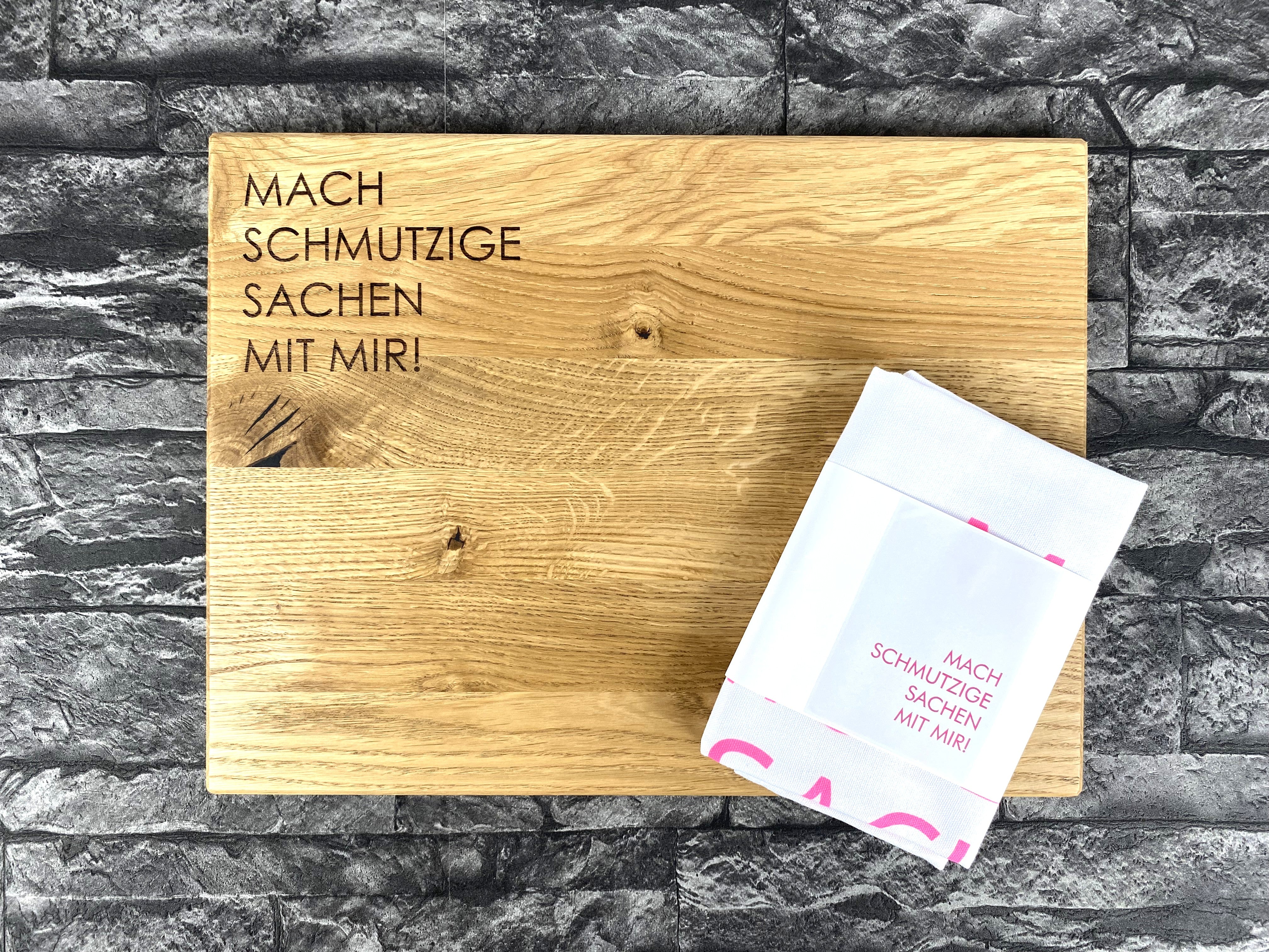 Küchenset #4 mit Spruch – Eichen-Schneidebrett & Geschirrtuch "Mach schmutzige Sachen mit mir", Naturzeugs, Schneidebrett, Küchenbrett, Eichenbrett, Servierbrett, Spruch, Geschirrhandtuch