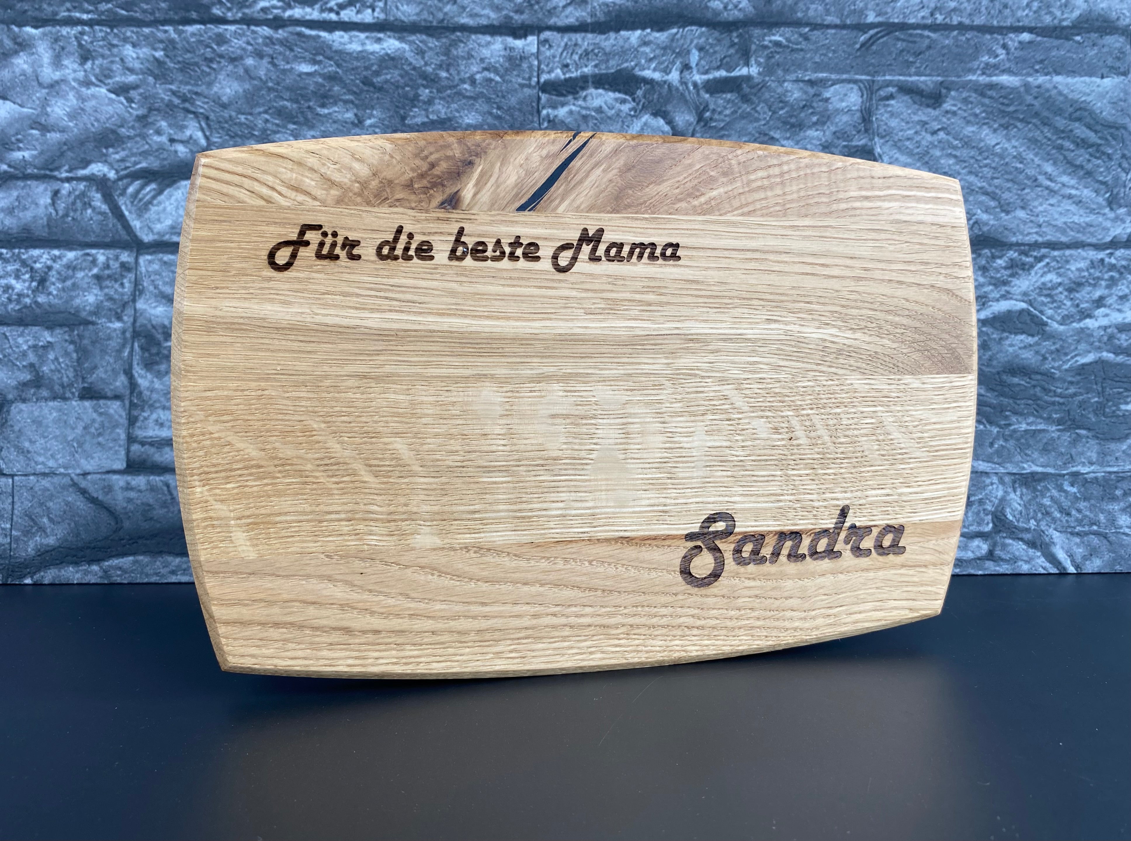 Oak breakfast boards – timeless elegance for the perfect start